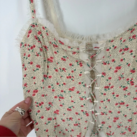 ASTR THE LABEL Polka Dot Floral Feminine Pin Up Lace Up Corset Top - Picture 4 of 5